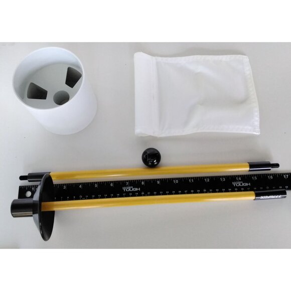 Golf Putting Cup & Flag Set Indoor/Outdoor Practice Durable - Picture 3 of 7